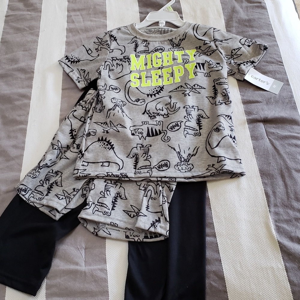 New 4t Carters toddler boy pajamas